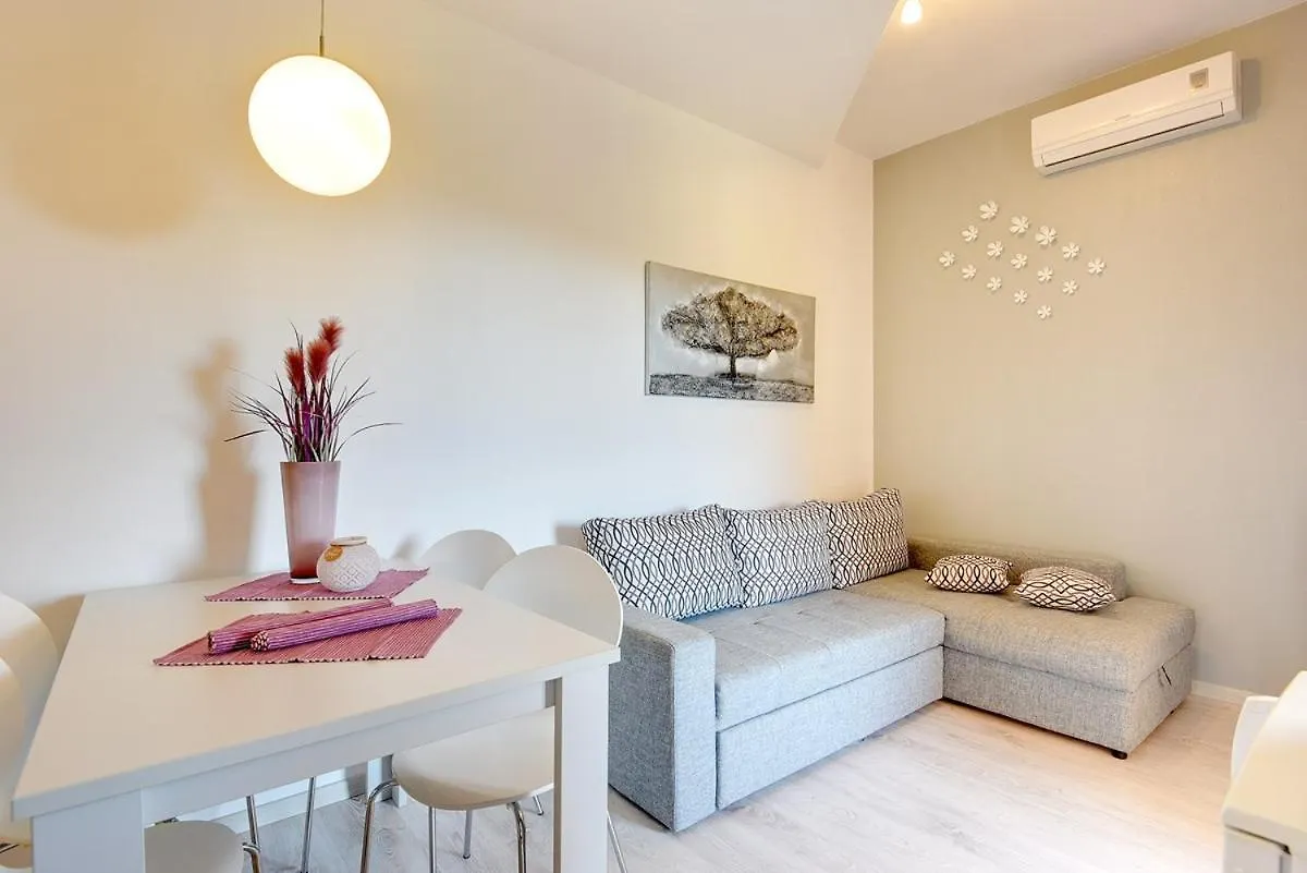 Apartments Buic Vinkuran Croatia